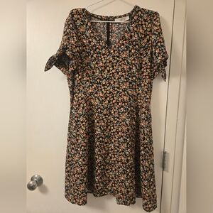 LOFT Floral Short Sleeve Dress With Pockets